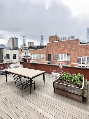 Rented by REAL New York | media 18