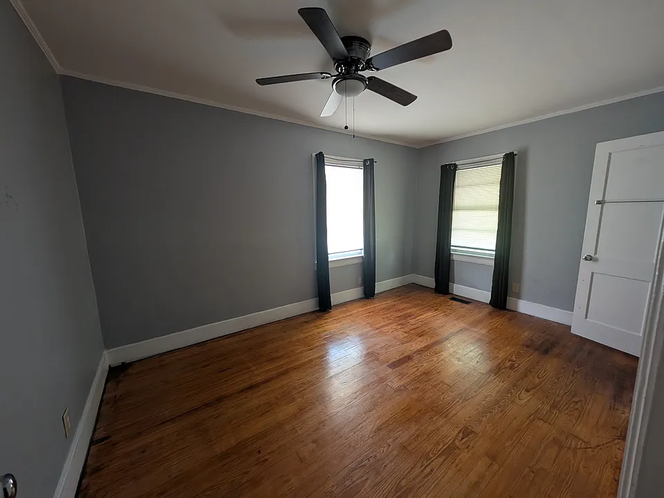 Bedroom #1