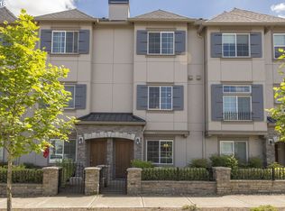 29041 SW Costa Cir W, Wilsonville, OR 97070