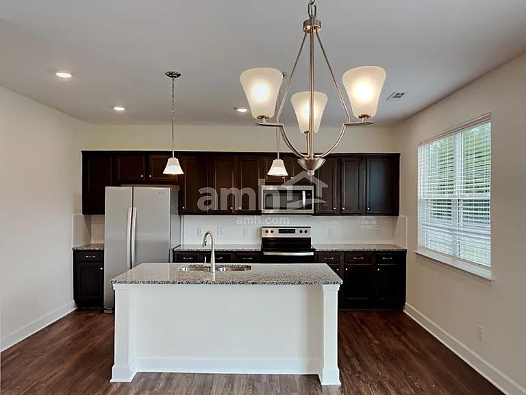 5408 Lake Water Ct — Photo 3