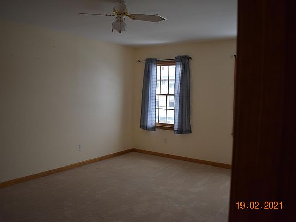 3rd image of 4 S Congress St APT B