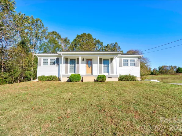 1204 Oak Grove Rd, Kings Mountain, NC 28086