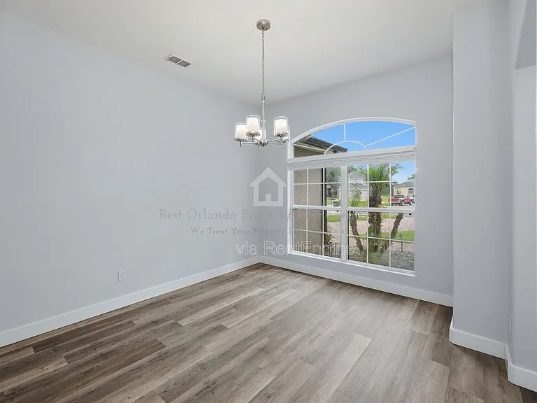 15601 Grays Harbor Way — Photo 7