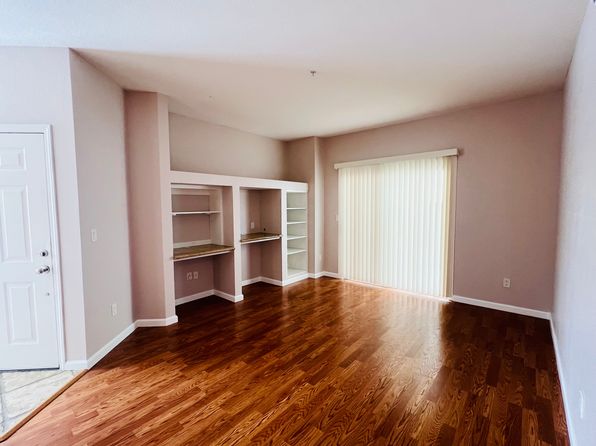 885 Halidon Way