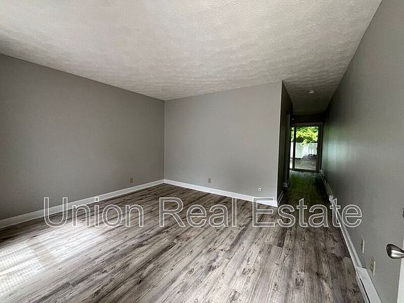 2nd image of 103 Forest Ln