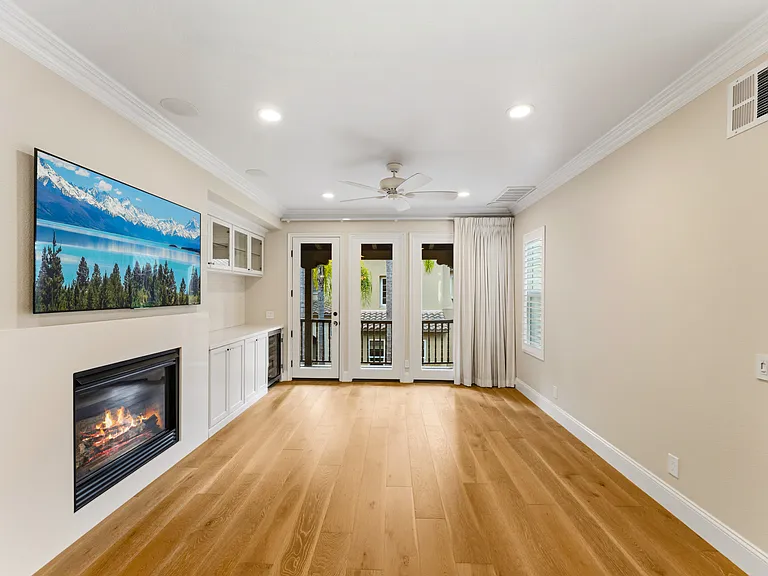 21261 Baeza Cir — Photo 37