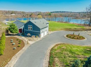 34 Riverview Rd, Clifton Park, NY 12065