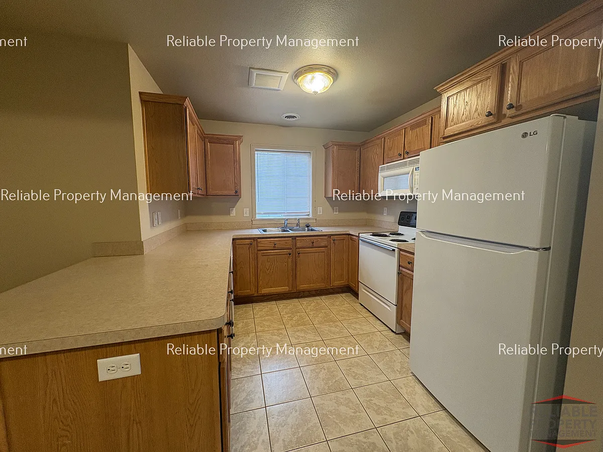 Building Photo - 196 Stockham Blvd #B