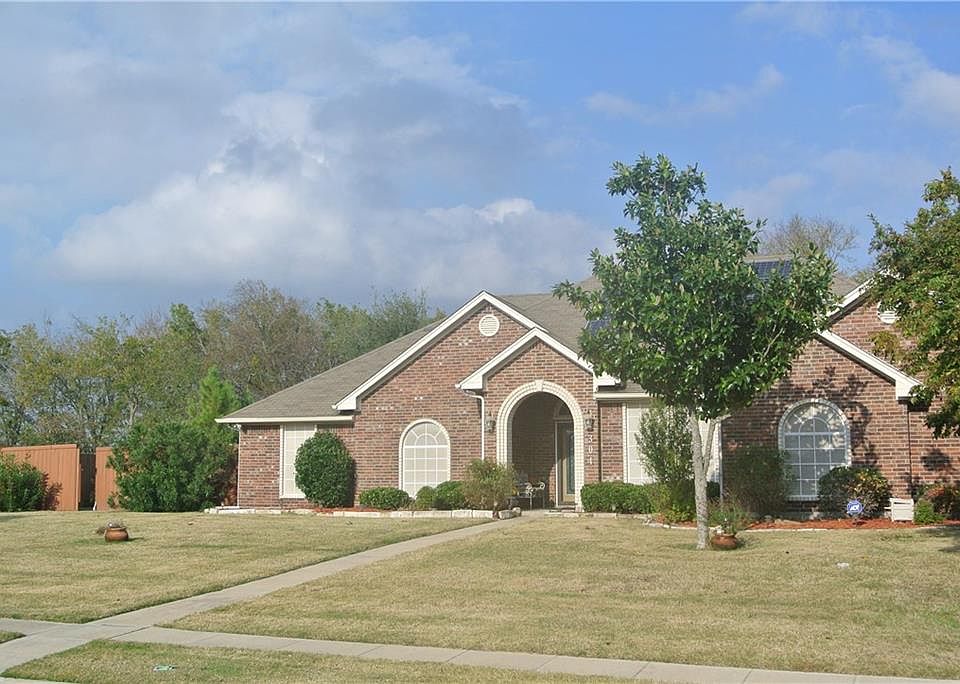 1st image of 304 Country View Ln