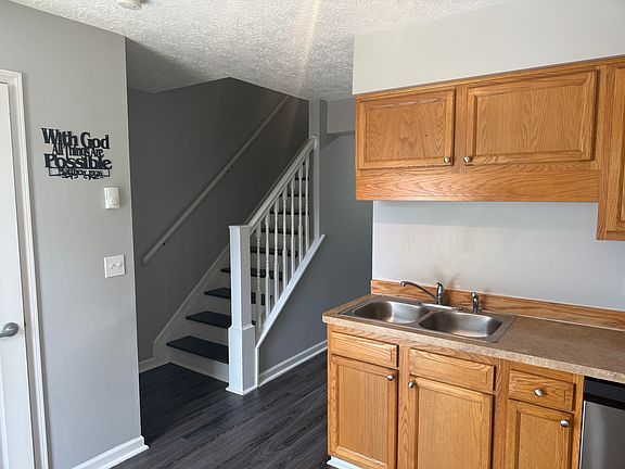 5th image of 4289 Alpine Hill Ct