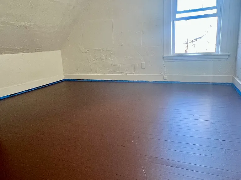 23 Firglade St #3 — Photo 8