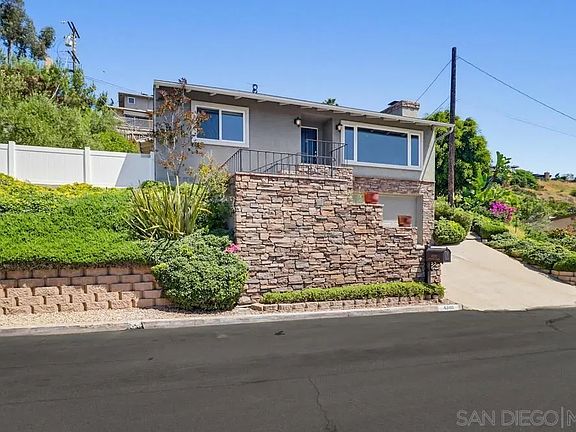 2nd image of 4303 Canterbury Dr