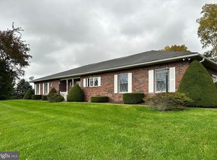 1254 York Rd, Mechanicsburg, PA 17055