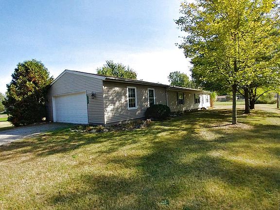 5th image of 5907 Earlham Dr