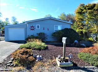 1057 NE 12th Ave, Rockaway Beach, OR 97136