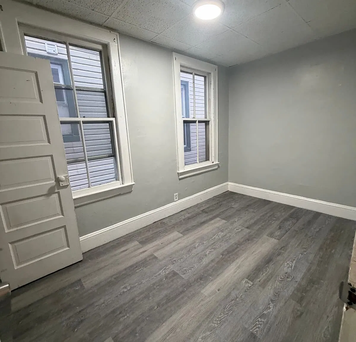 3 bed, 1000 sqft, $3,175 — Photo 4