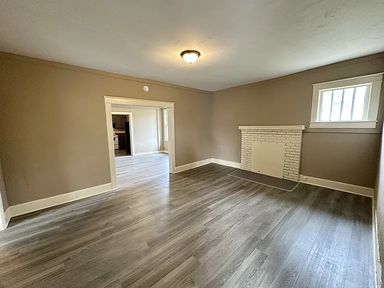 2320 Wesley Ave SW — Photo 12