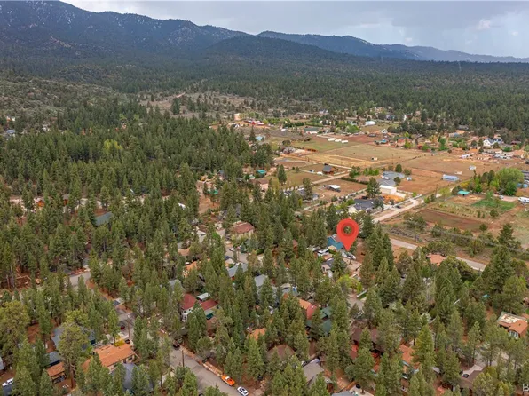 1116 Willow Ln, Big Bear City, CA 92314