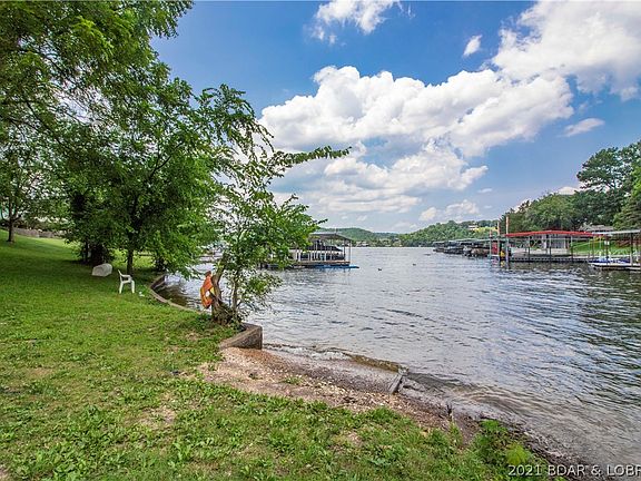 4th image of 44 Sycamore Park Dr