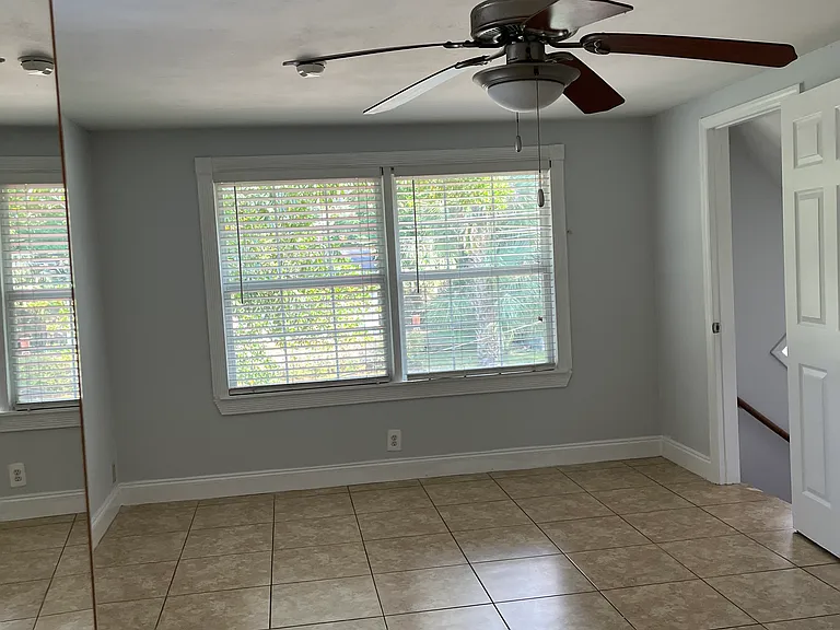 2782 Claremont Cir — Photo 13