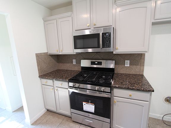 3rd image of 126 Ebensberger Ave