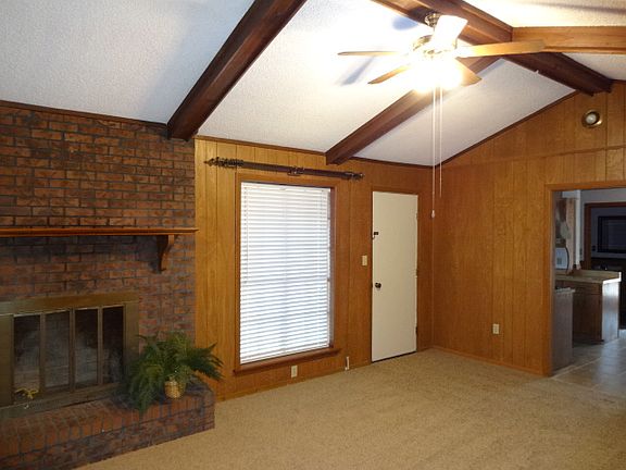 4th image of 624 Westwood Dr