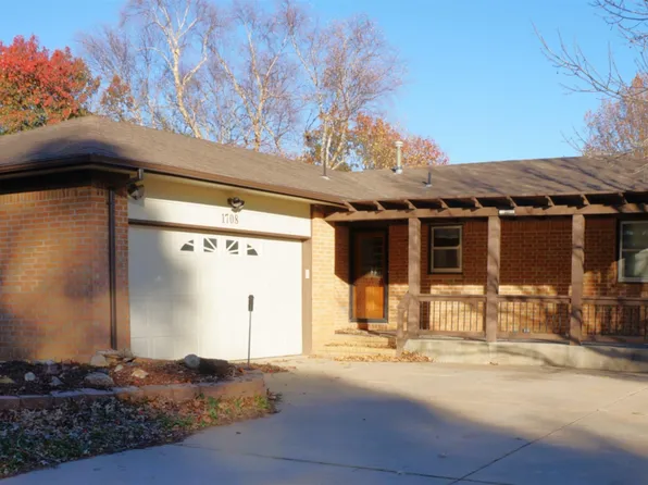 1708 N Smarsh Ln, Wichita, KS 67212