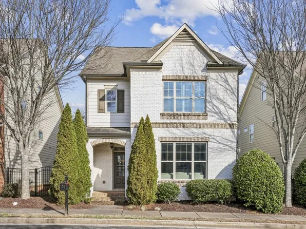 7895 Crownpoint Dr, Alpharetta, GA 30005