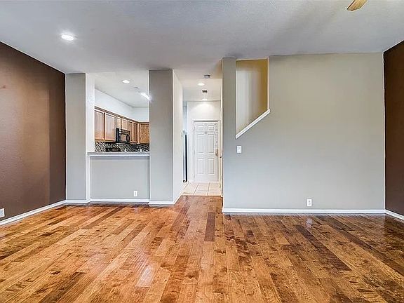 3rd image of 2742 Olympic Park Dr