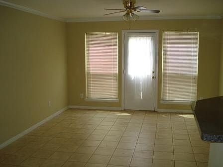 2nd image of 4638 Galesburg St Unit A