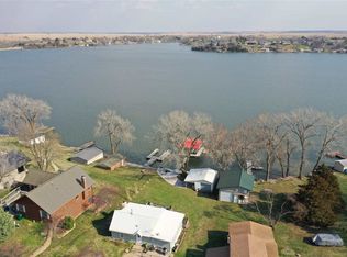 176 Breezy Shores Cir, Council grove, KS 66846