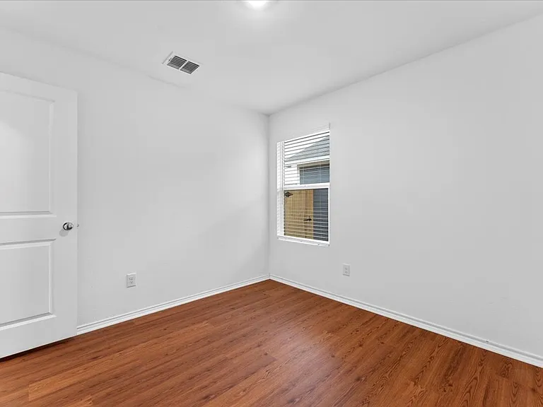 211 Herman Ln — Photo 23