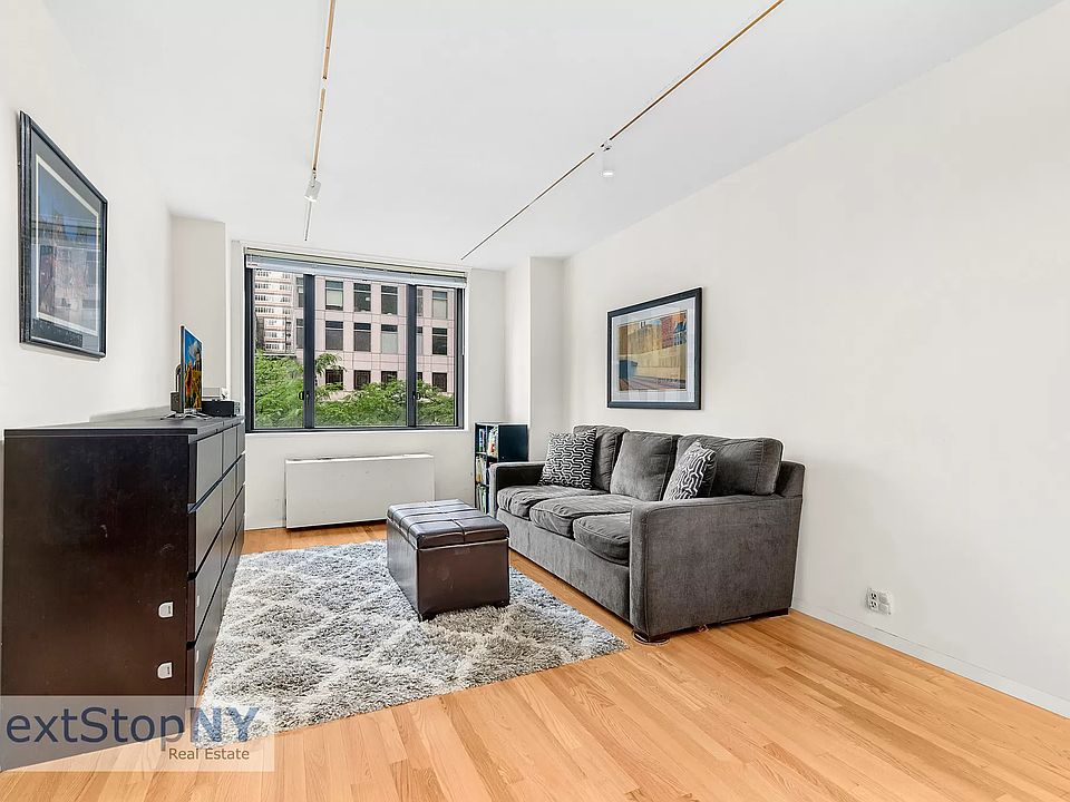 1st image of 300 E 54th St APT 2E