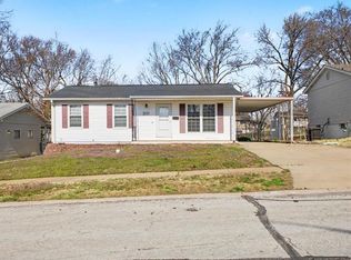 5319 Ville Angela Ln, Hazelwood, MO