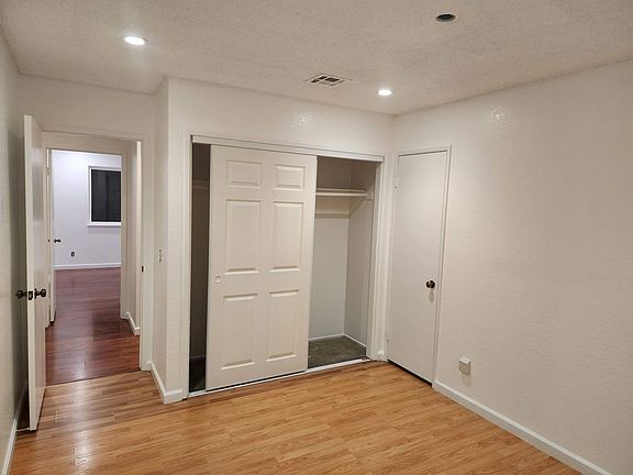 2nd image of 5383 Charlotte Pl