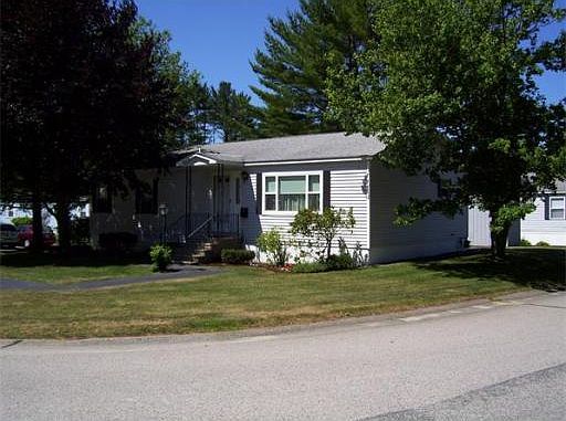 1st image of 2 Bayberry Ln