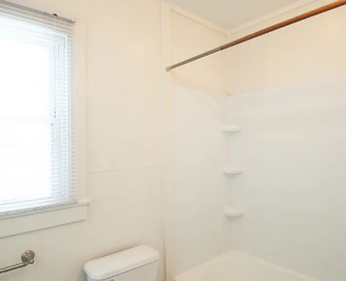 1202 N Walnut St — Photo 42