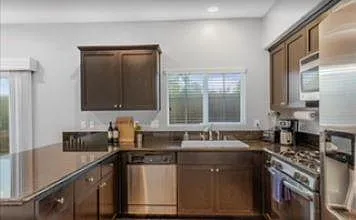 1233 Meridian Way — Photo 7