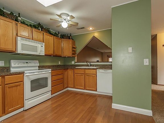 2nd image of 6201 Center St APT 203