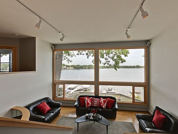 5th image of 19298 W Lake View Ave