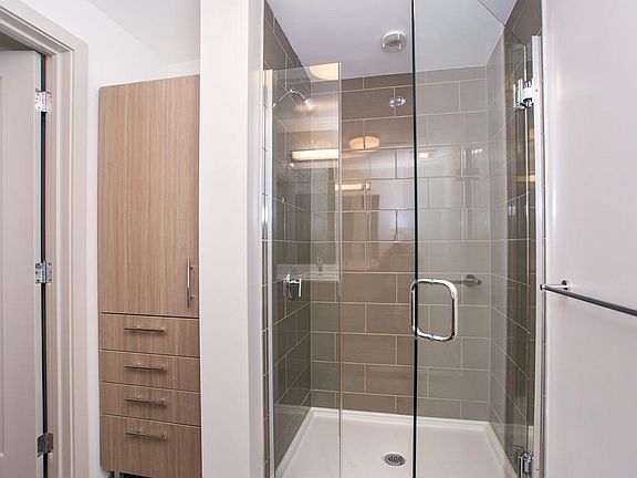 5th image of 180 Telford St #31