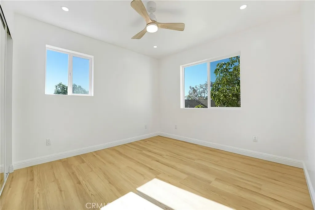 Building Photo - 1146 West Blvd #1/2