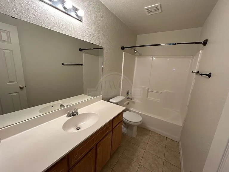 1505 Dugger Cr, Killeen — Photo 9
