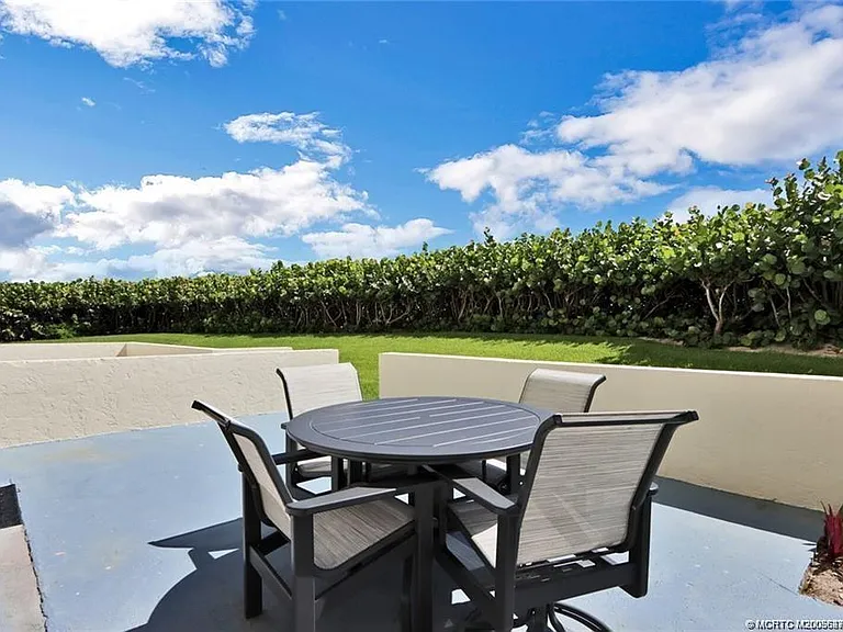 10600 S Ocean Dr #2 — Photo 3