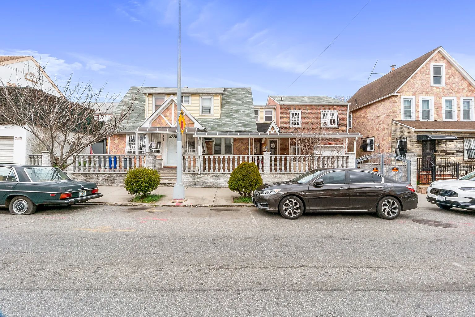 97-13 134th St Floor 2, South Richmond Hill, NY 11419 | Zillow