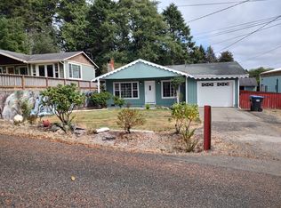 26 N 3rd St, Pacific Beach, WA 98571