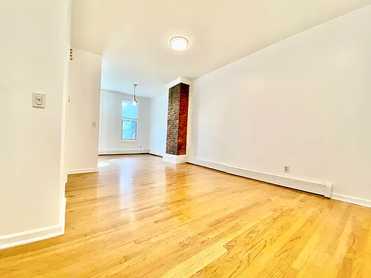 Rented by Compass | media 13