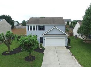 6032 Parkside Cir, Winston Salem, NC 27107
