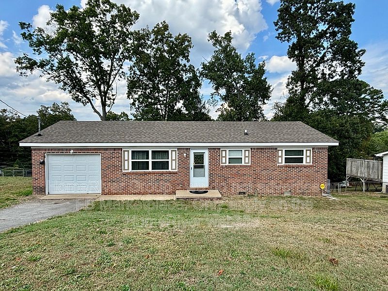 1st image of 699 Stapp Dr