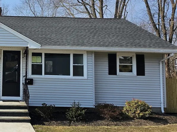 11 Bradstreet Ave #2, Danvers, MA 01923